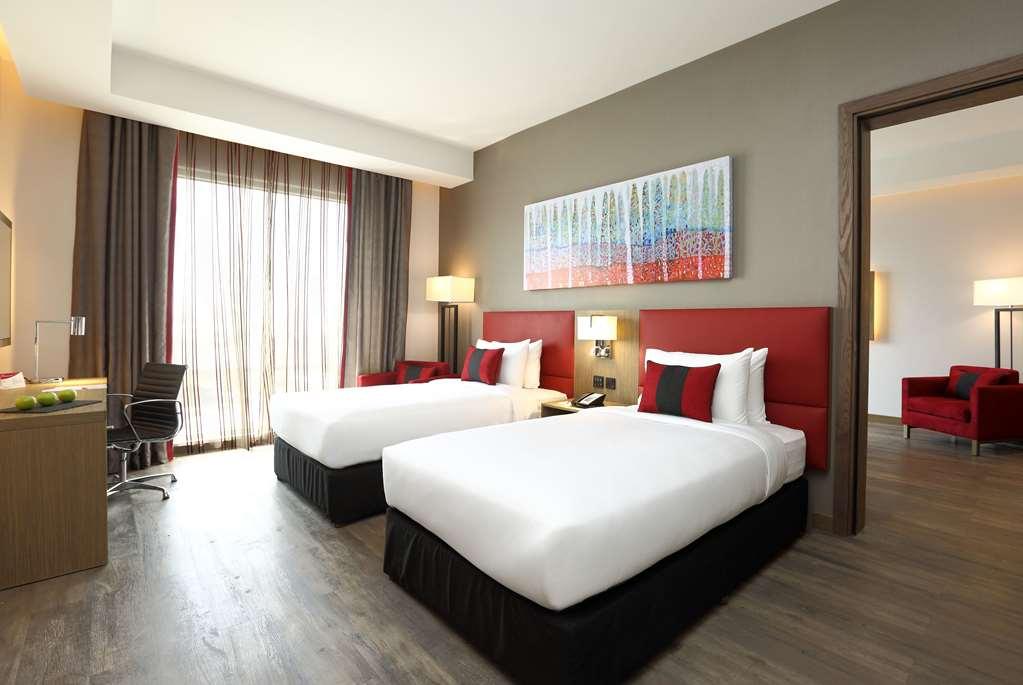 Ramada Encore By Wyndham Muscat Al-Ghubra Hotel Bilik gambar